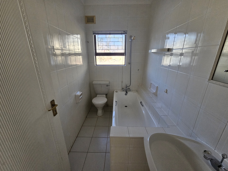To Let 3 Bedroom Property for Rent in Blue Bend Eastern Cape